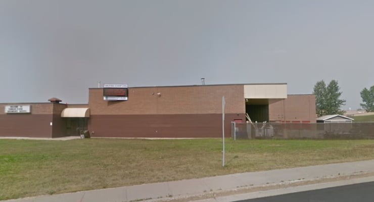 08:23Kanada'da Okul Saldırısında 10 Kişi Öldü, Saldırgan Kadın Çıktı