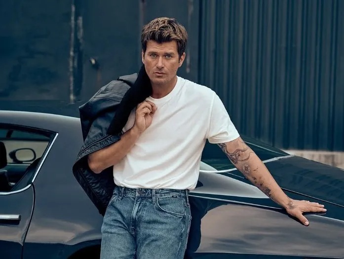 Kıvanç Tatlıtuğ Çamurlu ATV Turuyla Sosyal Medyayı Salladı