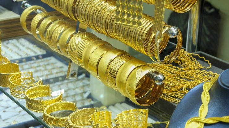 Altın ve Gümüşte Tarihi Çöküş: Ons Altın 940 Dolar Eridi