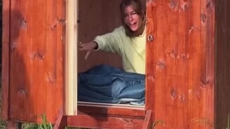 Çağla Şıkel Karanlık İnziva Deneyiminin Tüm Detaylarını Anlattı