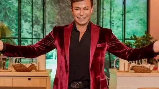 Sanat camiası 59 yaşında kaybettiği Fatih Ürek'in yasını tutarken, ünlü ismin...