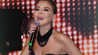 Gülben Ergen Ailem Dizisi Sorularına Yanıt Vermeden Röportajı Kesti