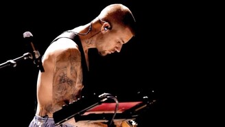 Justin Bieber Grammy Sahnesine Sadece İç Çamaşırıyla Çıktı