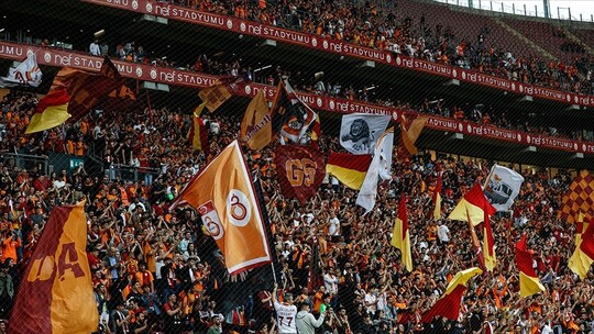 Galatasaray, ara transfer döneminin son saatlerinde genç savunmacısı Kazımcan...