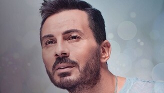 Rober Hatemo Klip İçin Eminönü’nde Sokak Müzisyeni Oldu