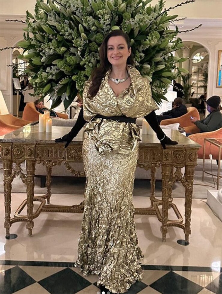 Prenses Victoria Monako Balosu'nda Roberto Cavalli İmzalı Kıyafetiyle Parladı