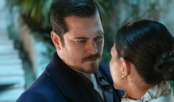 Demet Özdemir Söyledi Ebru Gündeş Gözyaşlarını Tutamadı