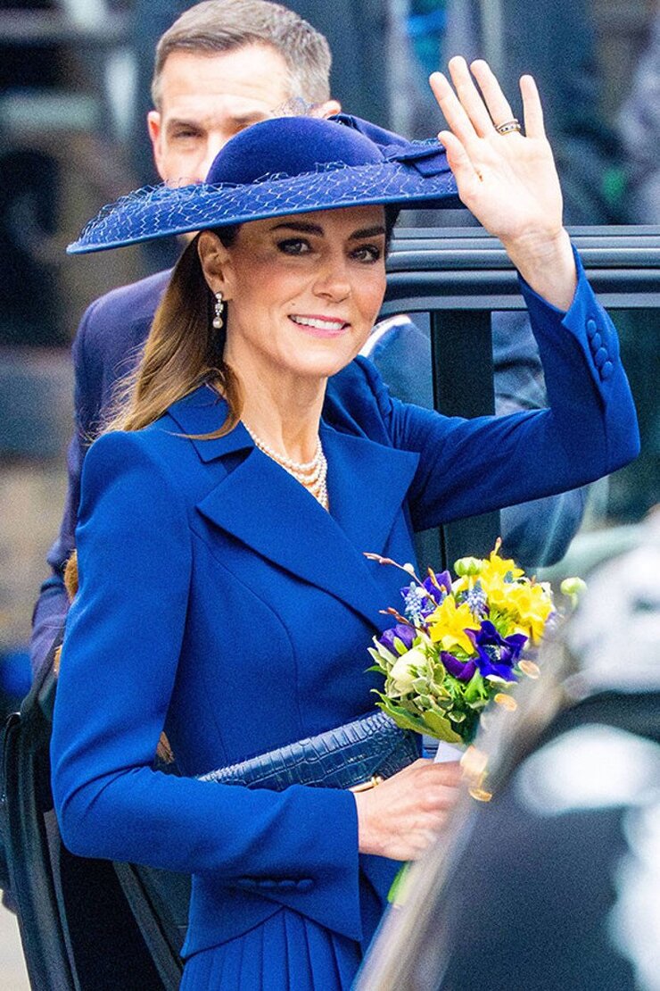 Kate Middleton Törende Şapkasıyla Büyüledi