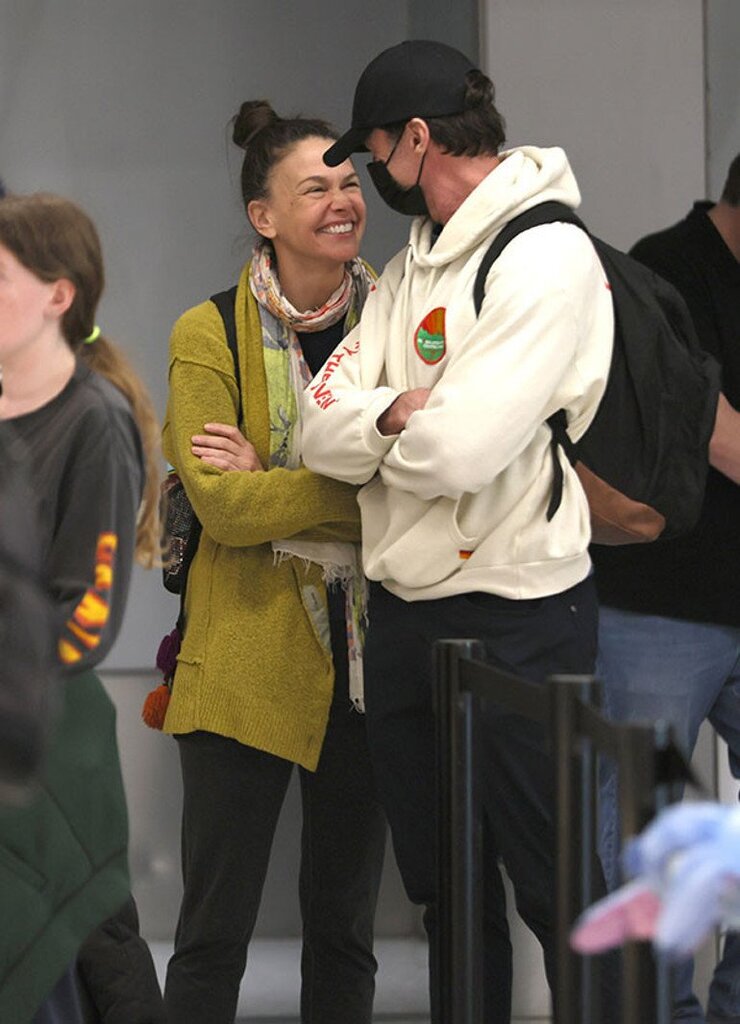 Hugh Jackman Evlilik Sonrası Değişen Görünümüyle Dikkat Çekti