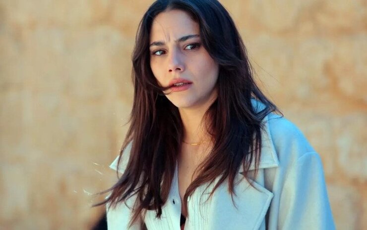 Ceren Moray Meryem Rolüyle Geceye Damgasını Vurdu