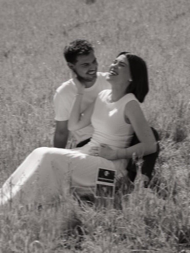 Taylor Lautner Ve Eşi İlk Bebeklerini Beklediklerini Duyurdu