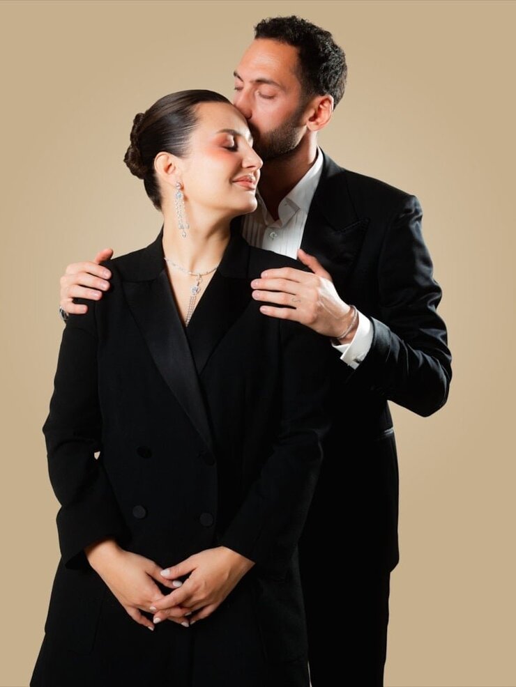 Hakan Çalhanoğlu Mutlu Evliliğinin Sırrını Güldürerek Açıkladı