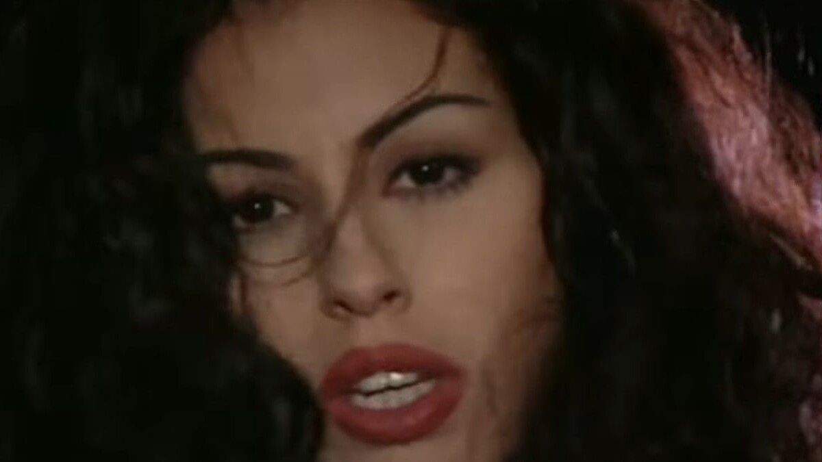 Niran Ünsal Atina'da Temizlik Şirketi Kurdu