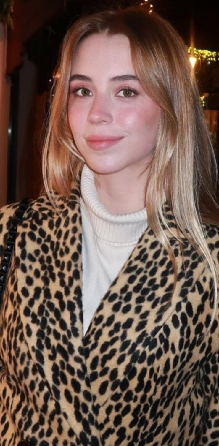 Mert Yazıcıoğlu Gülseren Budayıcıoğlu'nun Torunu İle Görüntülendi