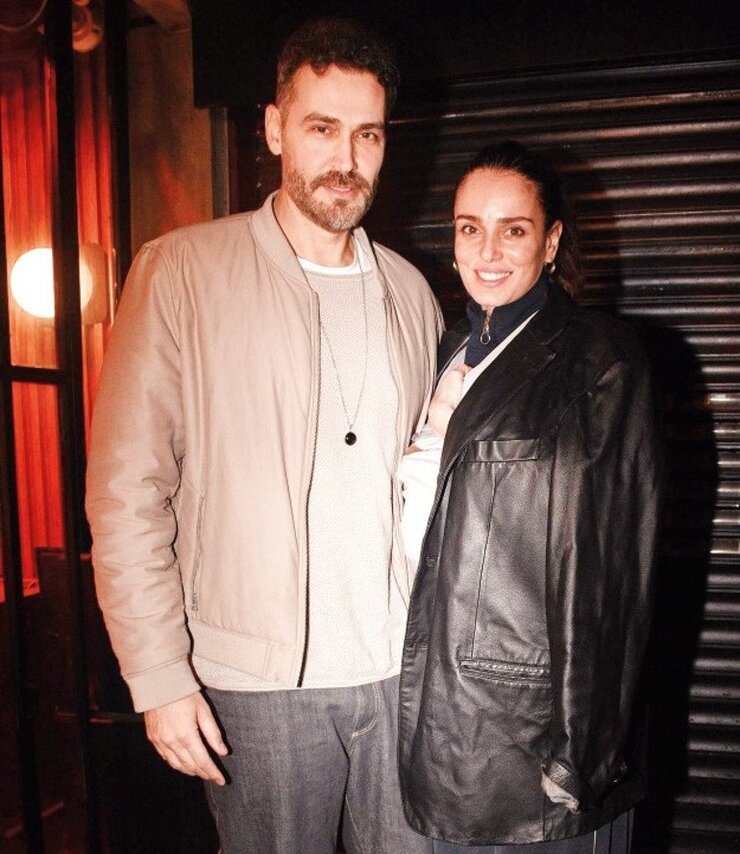 Bestemsu Özdemir Oğlunu Setten Ayırmıyor