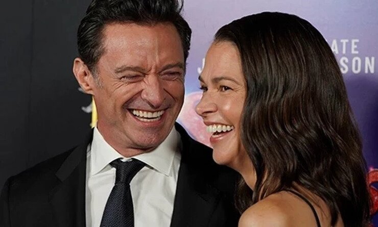Hugh Jackman Evlilik Sonrası Değişen Görünümüyle Dikkat Çekti