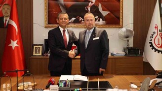 CHP Uşak Belediye Başkanı Yalım'ın Üyeliğini Askıya Aldı