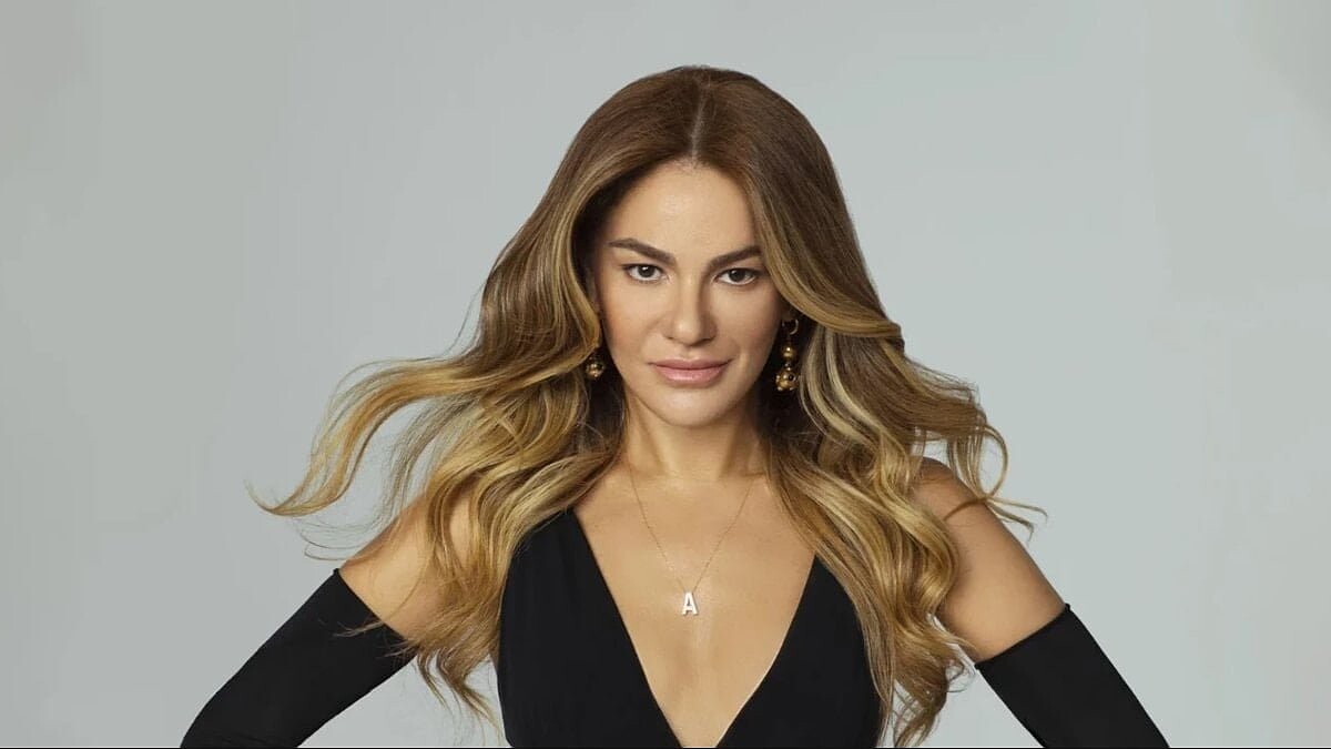 Derya Bedavacı 25 Yıllık Evliliğini Acı Tatlı Dolu Bir Ömür Diye Nitelendirdi