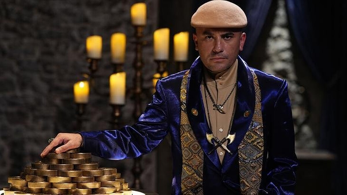 Giray Altınok The Traitors Türkiye Sunuculuğunu Oyunculukla Harmanladı