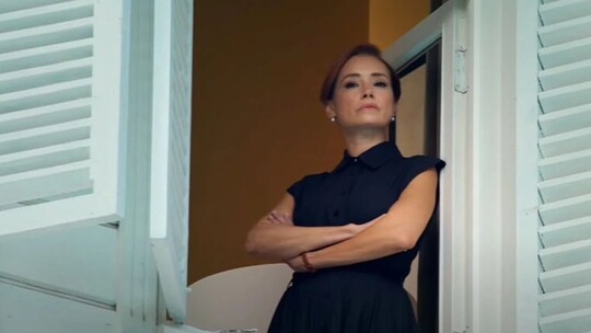 Özgü Namal, katıldığı bir galada "Kıskanmak" dizisinin bu sezon final yapacağını...