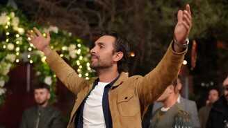 Taşacak Bu Deniz Yıldızı Ulaş Tuna Astepe Kalbini Kime Kaptırdı