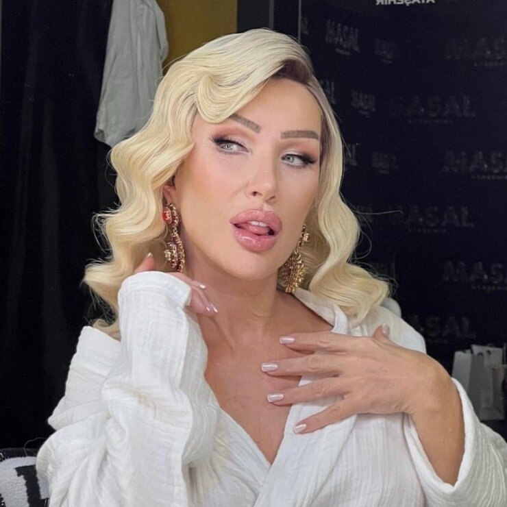 Seda Sayan Eşini Nasıl Fethetttiğini Anlattı