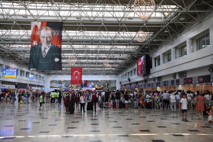 Uraloğlu Açıkladı Türkiye Havalimanı Kapasitesi 397 Milyona Ulaştı