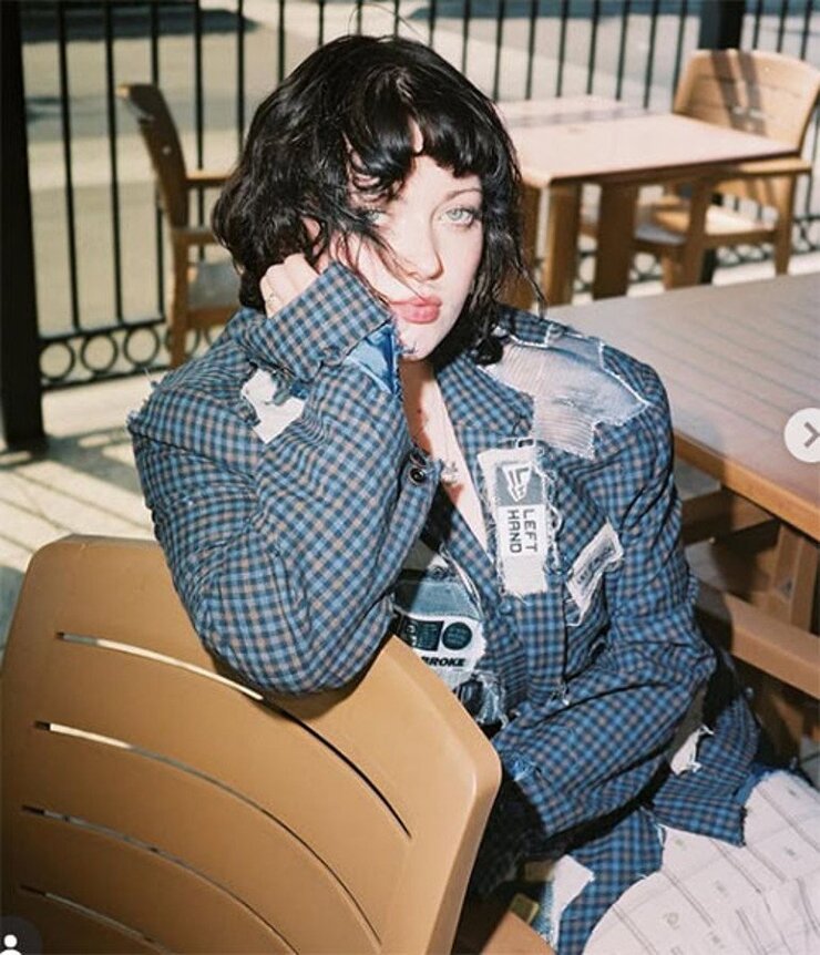 Violet Grohl Nepo Bebek Eleştirilerine Aldırmadığını Söyledi