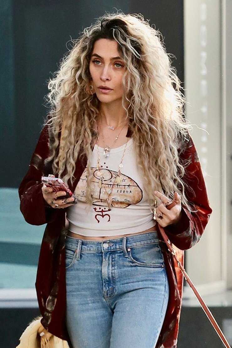 Paris Jackson Babasının Mirasını Yönetenlere Dava Açtı