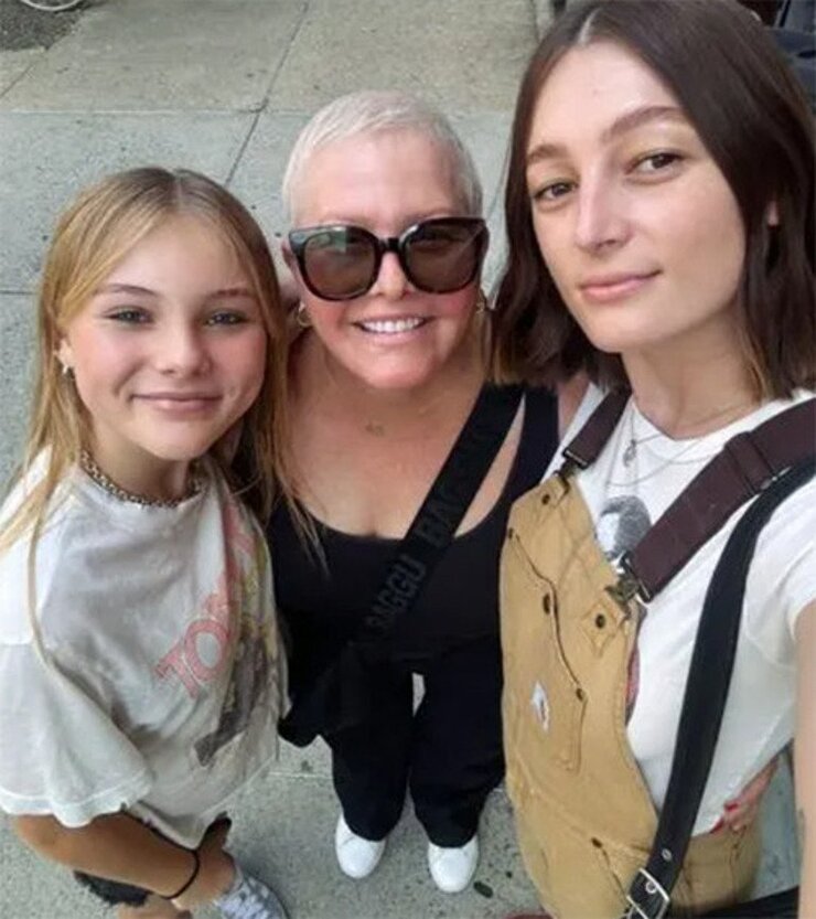 Nicole Eggert Kanser Tedavi Sürecini Sosyal Medyada Paylaştı