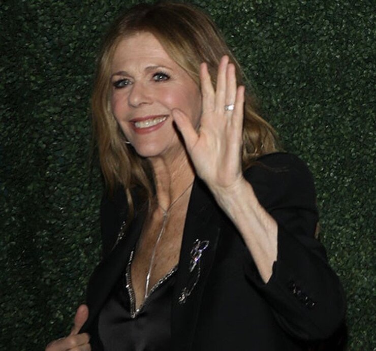 Rita Wilson Babasının Gizli Ailesini 56 Yaşında Öğrendi