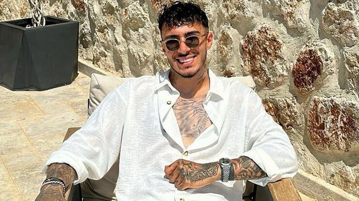 Emirhan Topçu Manifest Hayranı Olduğunu Açıkladı