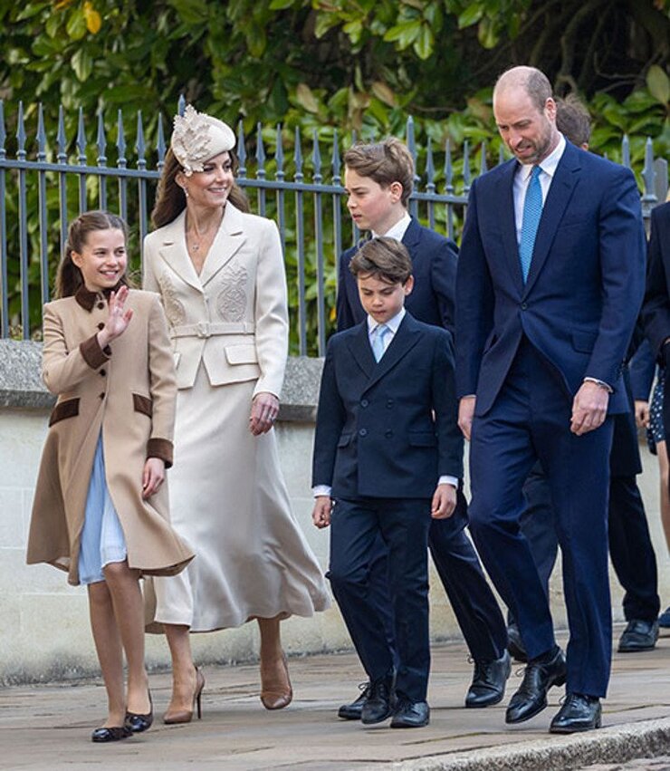 Claude responded: Prens George Eylülde Yatılı Okula Başlıyor