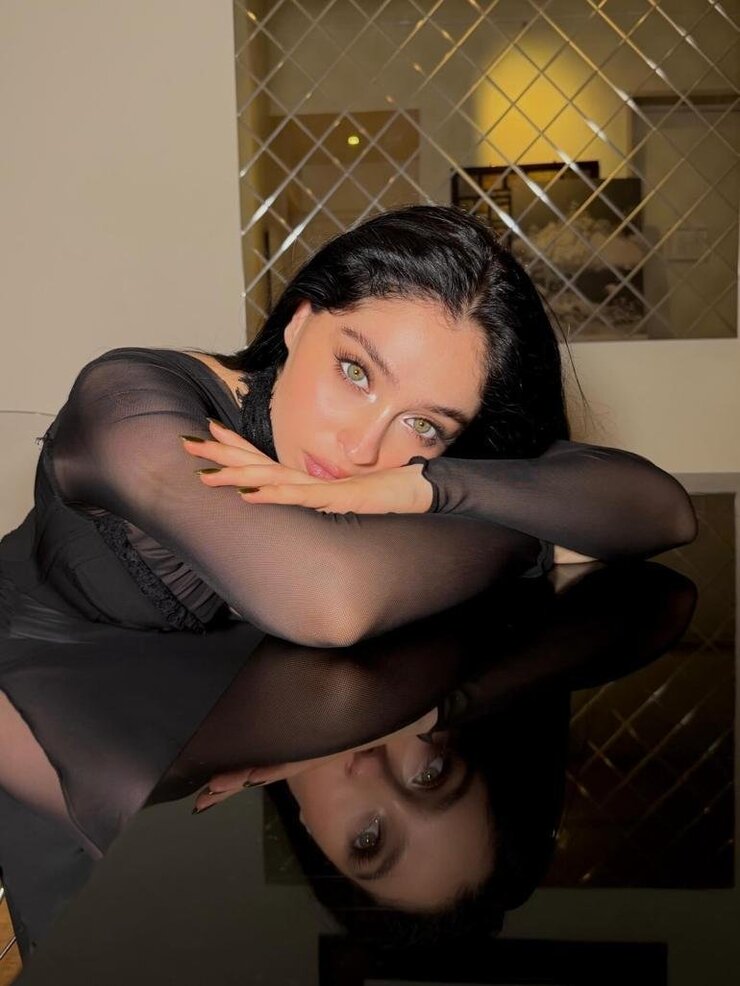 Cemre Baysel Anne Olmayı Hayal Etmediğini Açıkladı