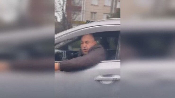 Beylikdüzü'nde Çocuklu Anneye Yol Verme Kavgası Gözaltıyla Bitti