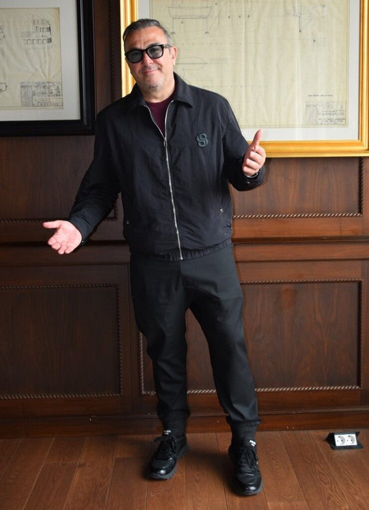 Yunan Sanatçı Remos İstanbul Sevgisini Anlattı