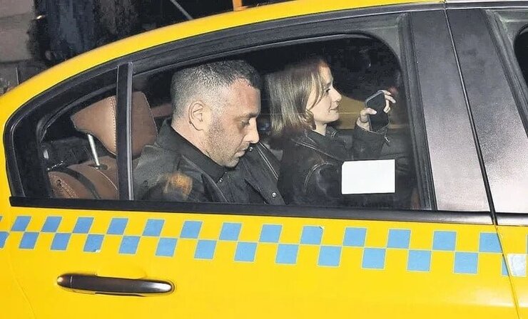 Hande Bayramoğlu Gizemli Erkek Arkadaşıyla Görüntülendi