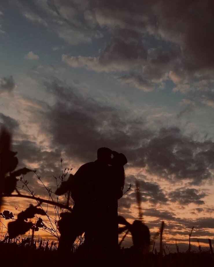 Çağatay Ulusoy Sevgilisinin Doğum Günündе Gitar Çaldı