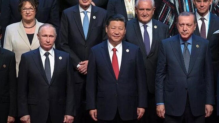 Emekli Tümamiral Rusya Ve Çin İle Askeri İş Birliği Önerisini Savundu