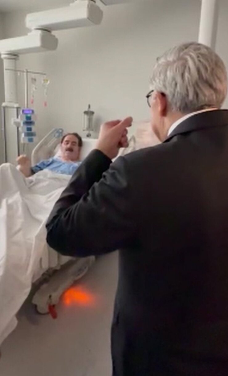 Hastanede Türkü Söyleyen Tatlıses Erdoğan'ın Selamını Aldı