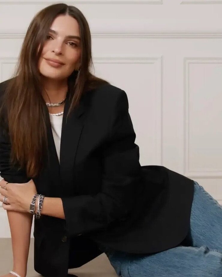 Emily Ratajkowski Oğluyla Chanel Kampanyasında Buluştu