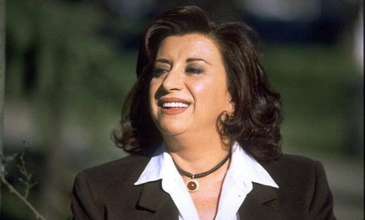 Müjdat Gezen'in Daveti Perran Kutman'ı Sahnelere Geri Getirdi