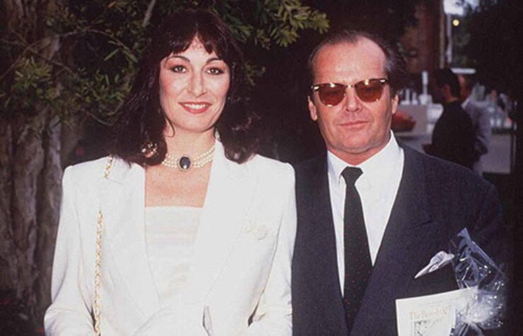 Jack Nicholson 30 Yıl Sonra Hala Pişman Anjelica Huston'ı Aldattığı İçin