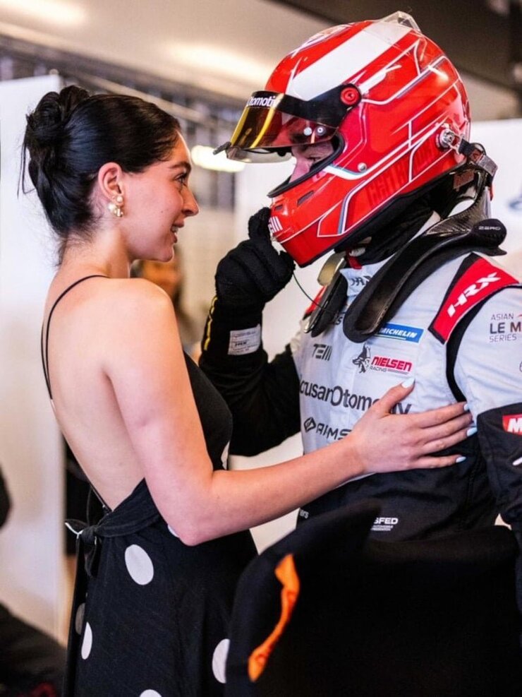 Cemre Baysel Ve Cem Bölükbaşı Ayrıldı