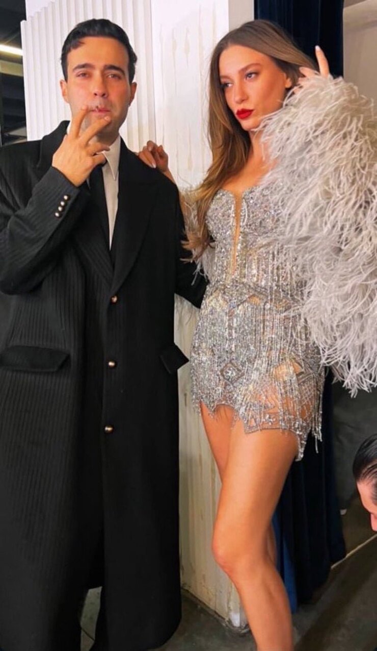 Serenay Sarıkaya Sevgilisi Mert Demir'in Paylaşımına Yorum Yaptı