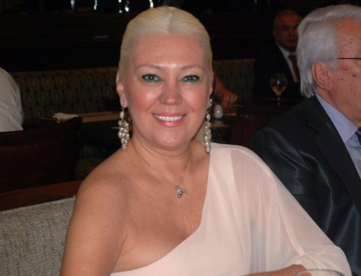 Sevtap Parman Alzheimer Tedavisi Gördüğü Bakım Merkezinde