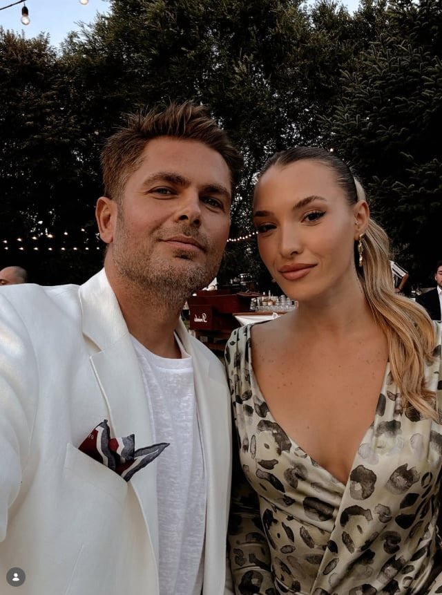 Sude Burcu Ve Mert Öcal Bebek Bekliyor