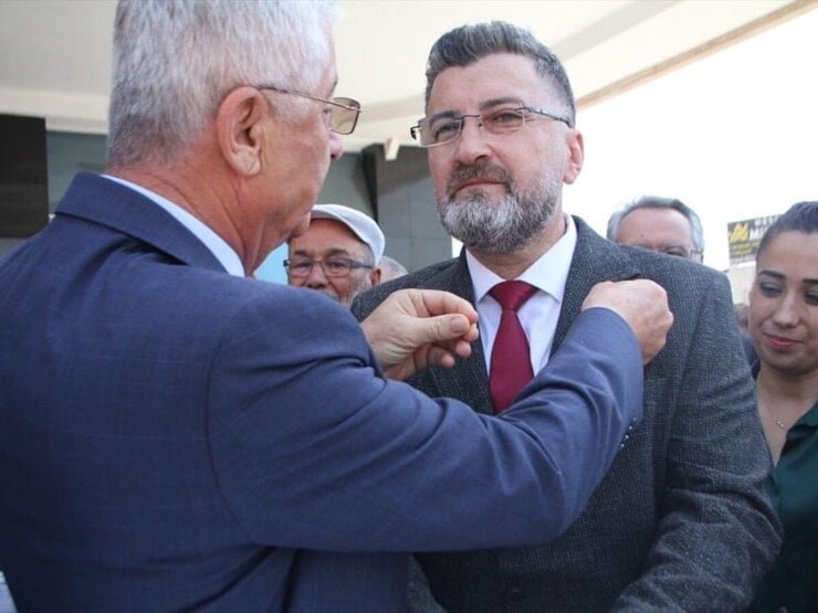 Serik Belediye Başkanı Kumbul CHP den İstifa Etti