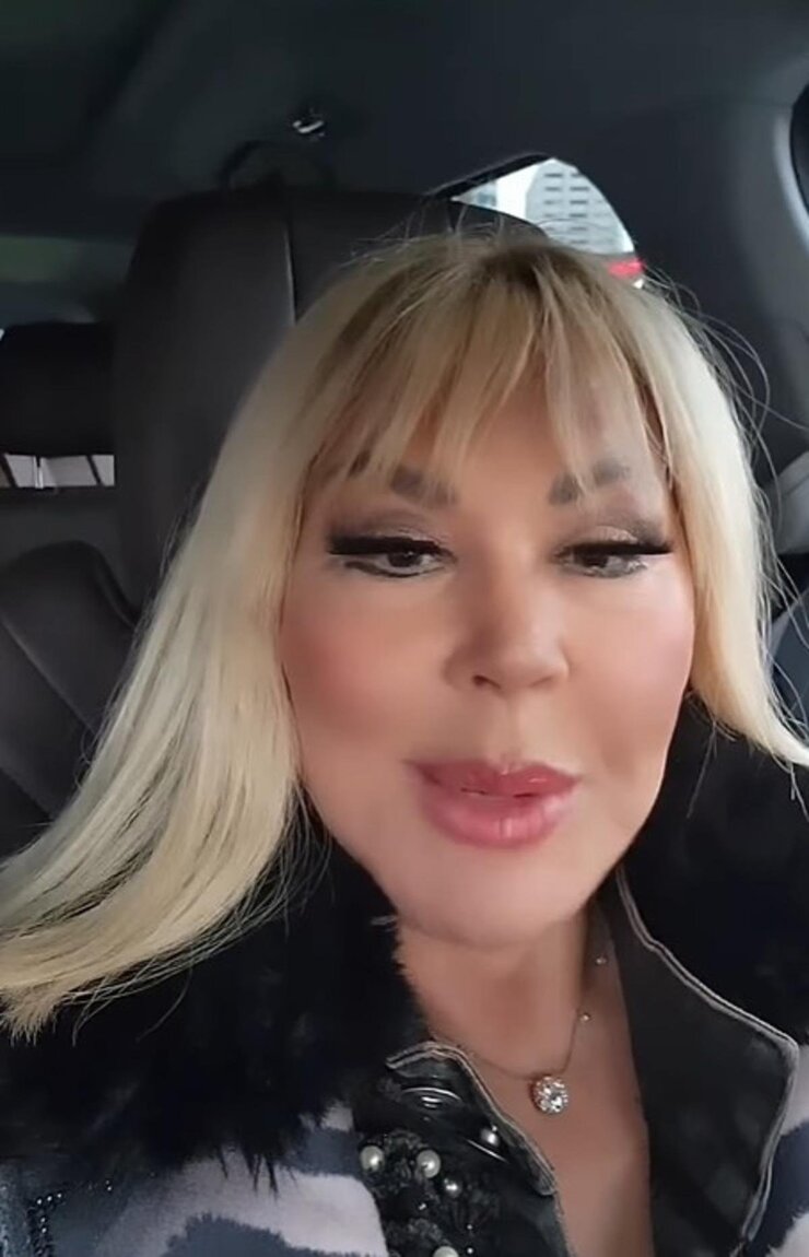 Safiye Soyman Ameliyat Sonrası Yeni Görünümünü Paylaştı