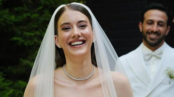 Beril Pozam Evliliği Hiç Düşünmediğini İtiraf Etti